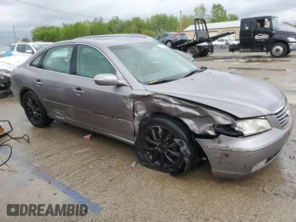 2008 Hyundai Azera Limited с VIN KMHFC46F08A297504, выставлен на аукционе Copart как лот 55467735 с пробегом 274 384 миль миль и Списание • Salvage title. История ставок и продаж доступна на DreamBid. Изображение 4.