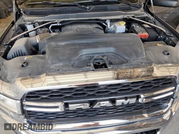 ✅ 2024 Ram 2500 Tradesman • VIN: 3C6UR5HJ0RG169047 • Lot: 68294595. Wystawiony na Copart z przebiegiem 4 893 mil. Bezpłatny archiwum sprzedaży aukcyjnych z USA i szczegółowy raport historii pojazdu na DreamBid. Zdjęcie 11.