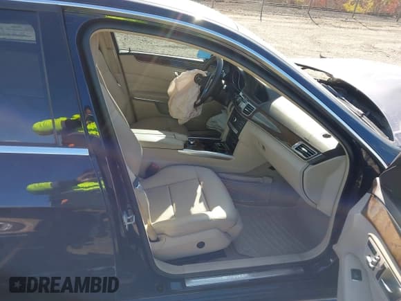 ✅ 2016 Mercedes-Benz E 350 Luxury • VIN: WDDHF8JB5GB188759 • Лот: 43695436. Опубликован ранее на IAAI с пробегом 81 846 миль. Бесплатный доступ к архиву аукционных продаж из США и подробный отчёт об истории автомобиля на DreamBid. Изображение 5.