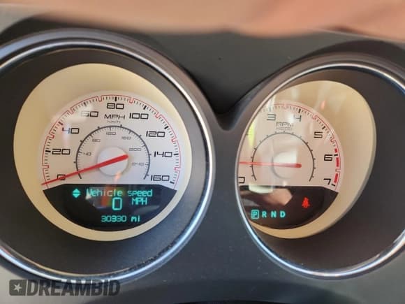 ✅ 2014 Dodge Challenger R/T • VIN: 2C3CDYBT7EH167311 • Лот: 81836795. Опубликован ранее на Copart с пробегом 30 330 миль. Бесплатный доступ к архиву аукционных продаж из США и подробный отчёт об истории автомобиля на DreamBid. Изображение 9.