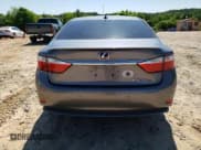 ✅ 2014 Lexus ES 300h • VIN: JTHBW1GG5E2040486 • Lot: 55957025. Wystawiony na Copart z przebiegiem 174 819 mil. Bezpłatny archiwum sprzedaży aukcyjnych z USA i szczegółowy raport historii pojazdu na DreamBid. Zdjęcie 6.