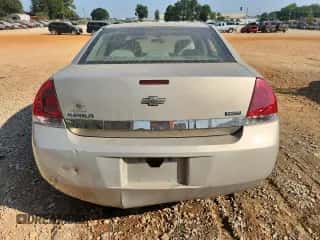 2010 Chevrolet Impala LS z VIN 2G1WA5EK9A1266680, wystawiony jako Copart lot #81226855 z przebiegiem 244 378 mil mil oraz Szkoda całkowita • Salvage title. Historia ofert i sprzedaży dostępna na DreamBid. Obrazek 6.