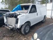 ✅ 2022 GMC Savana Cargo • VIN: 1GTW7AFP4N1139243 • Lot: 41519128. Wystawiony na IAAI z przebiegiem 37 776 mil. Bezpłatny archiwum sprzedaży aukcyjnych z USA i szczegółowy raport historii pojazdu na DreamBid. Zdjęcie 2.