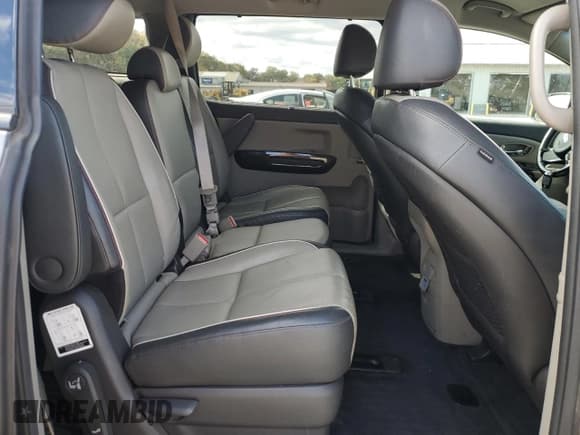 ✅ 2016 Kia Sedona EX • VIN: KNDMC5C13G6155868 • Лот: 86872705. Опубликован ранее на Copart с пробегом 134 599 миль. Бесплатный доступ к архиву аукционных продаж из США и подробный отчёт об истории автомобиля на DreamBid. Изображение 11.