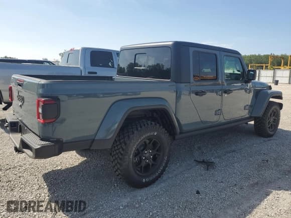 ✅ 2024 Jeep Gladiator Willys • VIN: 1C6HJTAG7RL119096 • Лот: 68356284. Опубликован ранее на Copart с пробегом 16 миль. Бесплатный доступ к архиву аукционных продаж из США и подробный отчёт об истории автомобиля на DreamBid. Изображение 3.