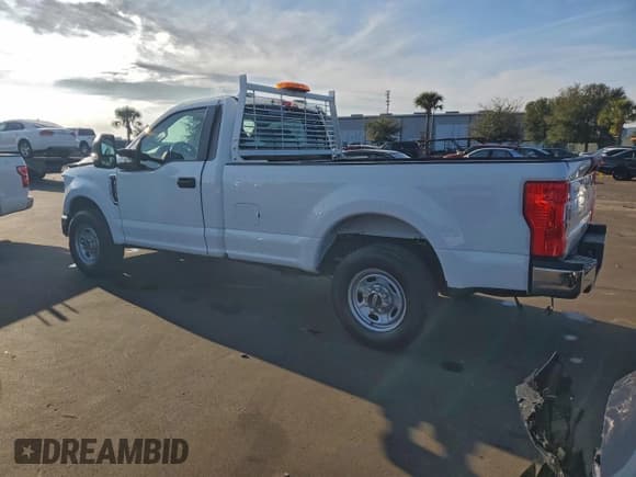 ✅ 2022 Ford F-250 XL • VIN: 1FTBF2A60NED45920 • Lot: 96465685. Wystawiony na Copart z przebiegiem Nie podano. Bezpłatny archiwum sprzedaży aukcyjnych z USA i szczegółowy raport historii pojazdu na DreamBid. Zdjęcie 2.
