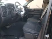 ✅ 2021 Chevrolet Silverado 1500 Custom • VIN: 3GCPWBEK2MG430679 • Lot: 71278584. Wystawiony na Copart z przebiegiem 113 147 mil. Bezpłatny archiwum sprzedaży aukcyjnych z USA i szczegółowy raport historii pojazdu na DreamBid. Zdjęcie 7.