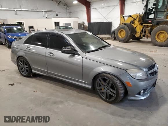 ✅ 2009 Mercedes-Benz C 300 Sport • VIN: WDDGF81X19F271317 • Lot: 89546815. Wystawiony na Copart z przebiegiem Nie podano. Bezpłatny archiwum sprzedaży aukcyjnych z USA i szczegółowy raport historii pojazdu na DreamBid. Zdjęcie 4.