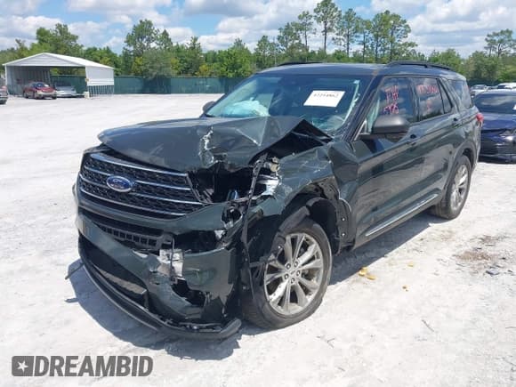 ✅ 2021 Ford Explorer XLT • VIN: 1FMSK7DH8MGC34875 • Lot: 42254862. Wystawiony na IAAI z przebiegiem 32 622 mil. Bezpłatny archiwum sprzedaży aukcyjnych z USA i szczegółowy raport historii pojazdu na DreamBid. Zdjęcie 2.