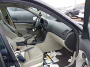 ✅ 2006 Saab 9-3 Aero • VIN: YS3FH41U361009623 • Lot: 41701056. Wystawiony na IAAI z przebiegiem 80 806 mil. Bezpłatny archiwum sprzedaży aukcyjnych z USA i szczegółowy raport historii pojazdu na DreamBid. Zdjęcie 5.