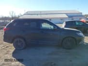 ✅ 2020 Mitsubishi Outlander ES • VIN: JA4AZ3A36LZ031803 • Lot: 41352055. Wystawiony na IAAI z przebiegiem Nie podano. Bezpłatny archiwum sprzedaży aukcyjnych z USA i szczegółowy raport historii pojazdu na DreamBid. Zdjęcie 14.