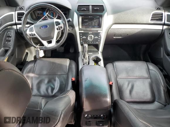 ✅ 2015 Ford Explorer Sport • VIN: 1FM5K8GT3FGA73082 • Lot: 82562435. Wystawiony na Copart z przebiegiem 129 453 mil. Bezpłatny archiwum sprzedaży aukcyjnych z USA i szczegółowy raport historii pojazdu na DreamBid. Zdjęcie 8.