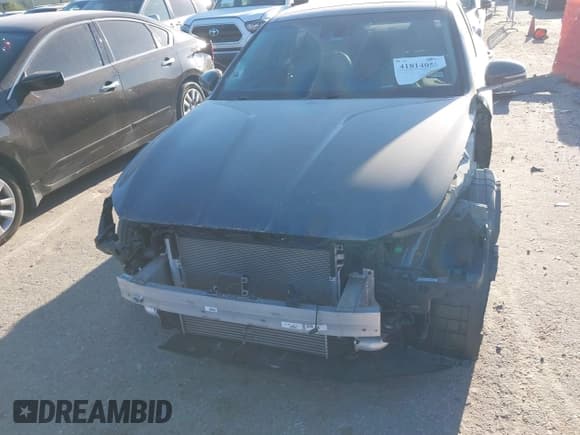 ✅ 2019 Genesis G70 Advanced • VIN: KMTG44LA3KU026670 • Lot: 41814058. Listed on IAAI with 20,118 mi. Free auction sales archive from the USA and detailed vehicle history report at DreamBid. Image 6.