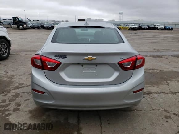 ✅ 2019 Chevrolet Cruze LT • VIN: 1G1BE5SM2K7116746 • Lot: 43014683. Listed on Copart with 113,735 mi. Free auction sales archive from the USA and detailed vehicle history report at DreamBid. Image 6.