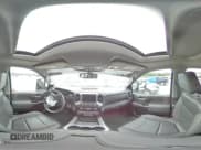 ✅ 2022 Chevrolet Silverado 2500HD LTZ • VIN: 2GC4YPEY0N1240355 • Лот: 60935955. Опубликован ранее на Copart с пробегом 53 705 миль. Бесплатный доступ к архиву аукционных продаж из США и подробный отчёт об истории автомобиля на DreamBid. Изображение 14.