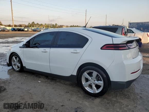 ✅ 2014 Chevrolet Volt • VIN: 1G1RD6E41EU147916 • Lot: 76312754. Wystawiony na Copart z przebiegiem 95 688 mil. Bezpłatny archiwum sprzedaży aukcyjnych z USA i szczegółowy raport historii pojazdu na DreamBid. Zdjęcie 2.