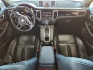 ✅ 2017 Porsche Macan S • VIN: WP1AB2A55HLB11155 • Lot: 92478415. Listed on Copart with 137,184 mi. Free auction sales archive from the USA and detailed vehicle history report at DreamBid. Image 8.