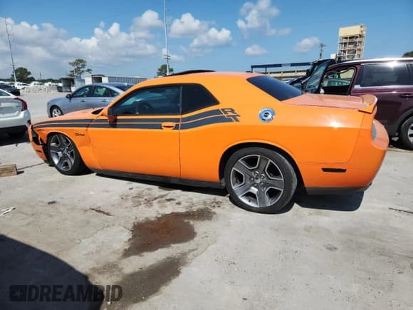 ✅ 2012 Dodge Challenger R/T Plus • VIN: 2C3CDYBTXCH267447 • Lot: 71967925. Listed on Copart with 182,933 mi. Free auction sales archive from the USA and detailed vehicle history report at DreamBid. Image 2.