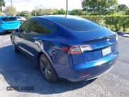 ✅ 2022 Tesla Model 3 • VIN: 5YJ3E1EA7NF189941 • Lot: 43455997. Wystawiony na IAAI z przebiegiem 30 876 mil. Bezpłatny archiwum sprzedaży aukcyjnych z USA i szczegółowy raport historii pojazdu na DreamBid. Zdjęcie 3.