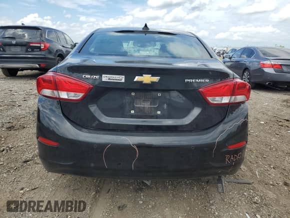2019 Chevrolet Cruze Premier z VIN 1G1BF5SM8K7123021, wystawiony jako Copart lot #62654425 z przebiegiem 111 912 mil mil oraz Szkoda całkowita • Salvage title. Historia ofert i sprzedaży dostępna na DreamBid. Obrazek 6.