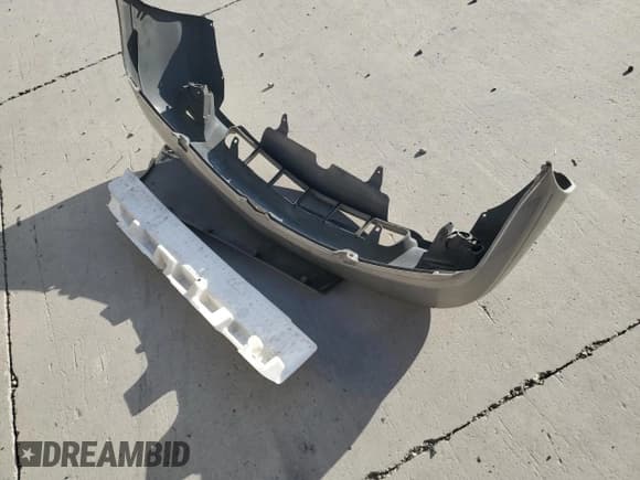 ✅ 2002 Toyota Sienna LE • VIN: 4T3ZF13C62U429210 • Lot: 75364374. Listed on Copart with Not provided. Free auction sales archive from the USA and detailed vehicle history report at DreamBid. Image 15.