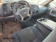 ✅ 2007 Chevrolet Silverado 2500HD 1LT • VIN: 1GCHK24K77E527454 • Лот: 89661125. Опубликован ранее на Copart с пробегом 171 196 миль. Бесплатный доступ к архиву аукционных продаж из США и подробный отчёт об истории автомобиля на DreamBid. Изображение 8.