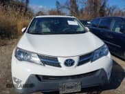 ✅ 2013 Toyota RAV4 XLE • VIN: JTMRFREV7D5026554 • Lot: 43815776. Wystawiony na IAAI z przebiegiem 122 535 mil. Bezpłatny archiwum sprzedaży aukcyjnych z USA i szczegółowy raport historii pojazdu na DreamBid. Zdjęcie 12.