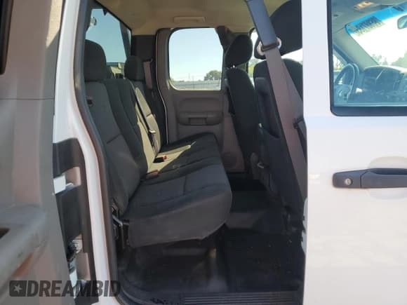 ✅ 2011 Chevrolet Silverado 2500HD Work Truck • VIN: 1GB2CVCG0BZ282715 • Лот: 86887185. Опубликован ранее на Copart с пробегом 192 424 миль. Бесплатный доступ к архиву аукционных продаж из США и подробный отчёт об истории автомобиля на DreamBid. Изображение 10.