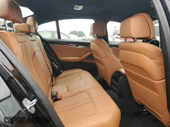 ✅ 2022 BMW 5 Series M550i xDrive • VIN: WBA13BK00NCJ30710 • Lot: 90274915. Listed on Copart with 45,238 mi. Free auction sales archive from the USA and detailed vehicle history report at DreamBid. Image 10.