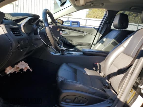 ✅ 2016 Chevrolet Impala LT • VIN: 2G1105SA9G9169255 • Lot: 87004535. Listed on Copart with 140,562 mi. Free auction sales archive from the USA and detailed vehicle history report at DreamBid. Image 7.