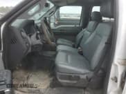 ✅ 2016 Ford F-250 XL • VIN: 1FT7W2A61GEA11999 • Lot: 52987545. Wystawiony na Copart z przebiegiem 310 438 mil. Bezpłatny archiwum sprzedaży aukcyjnych z USA i szczegółowy raport historii pojazdu na DreamBid. Zdjęcie 7.