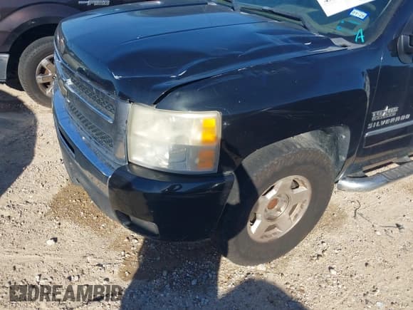 ✅ 2010 Chevrolet Silverado 1500 LT • VIN: 3GCRCSE07AG238833 • Лот: 43588856. Опубликован ранее на IAAI с пробегом 272 546 миль. Бесплатный доступ к архиву аукционных продаж из США и подробный отчёт об истории автомобиля на DreamBid. Изображение 6.