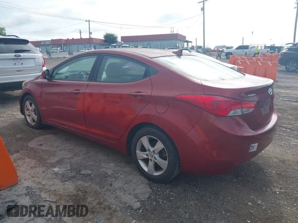 ✅ 2011 Hyundai Elantra GLS • VIN: KMHDH4AE3BU117106 • Lot: 42696367. Listed on IAAI with 216,573 mi. Free auction sales archive from the USA and detailed vehicle history report at DreamBid. Image 3.