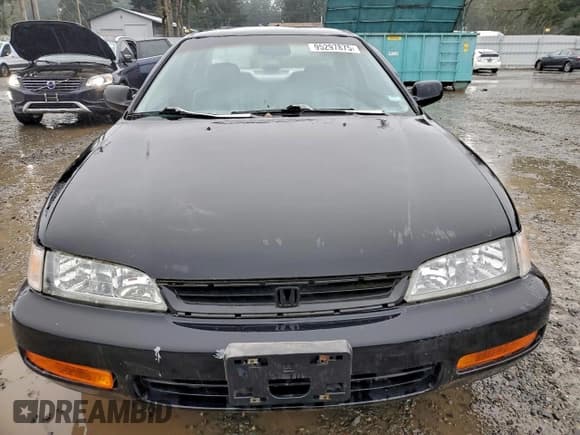 ✅ 1996 Honda Accord LX • VIN: 1HGCD7236TA030900 • Лот: 95297875. Опубликован ранее на Copart с пробегом 115 515 миль. Бесплатный доступ к архиву аукционных продаж из США и подробный отчёт об истории автомобиля на DreamBid. Изображение 5.