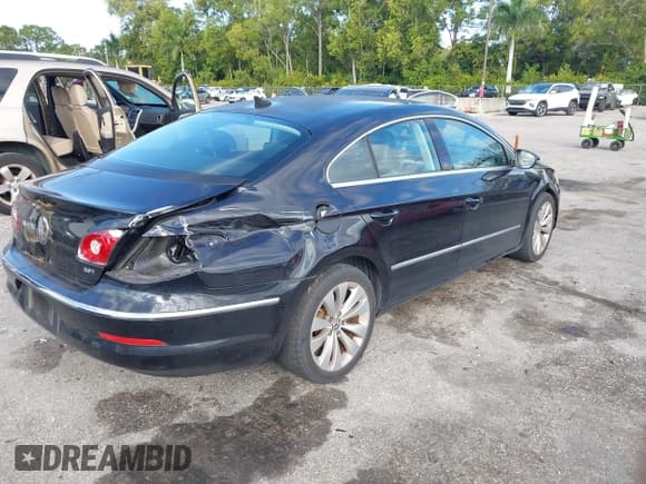 ✅ 2012 Volkswagen CC Sport • VIN: WVWMN7AN4CE515841 • Lot: 43749156. Listed on IAAI with 136,889 mi. Free auction sales archive from the USA and detailed vehicle history report at DreamBid. Image 4.