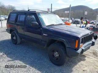 ✅ 1998 Jeep Cherokee Sport • VIN: 1J4FJ68S2WL150810 • Лот: 41911256. Опубликован ранее на IAAI с пробегом 234 920 миль. Бесплатный доступ к архиву аукционных продаж из США и подробный отчёт об истории автомобиля на DreamBid. Изображение 1.