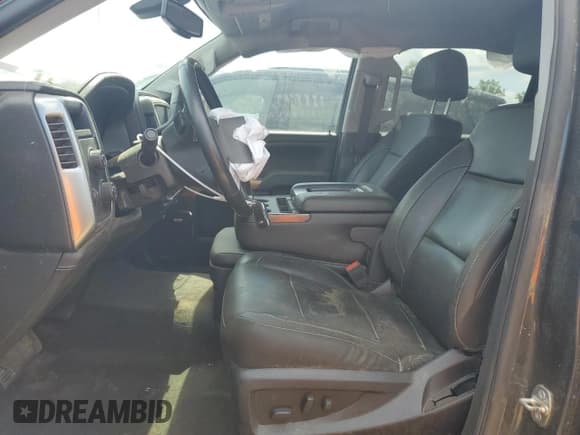 ✅ 2018 Chevrolet Silverado 1500 LTZ • VIN: 3GCUKSER5JG384661 • Lot: 53575895. Wystawiony na Copart z przebiegiem 93 325 mil. Bezpłatny archiwum sprzedaży aukcyjnych z USA i szczegółowy raport historii pojazdu na DreamBid. Zdjęcie 7.