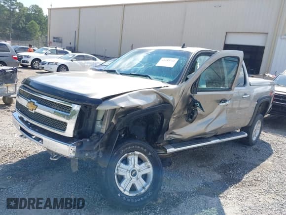 ✅ 2012 Chevrolet Silverado 1500 LT • VIN: 1GCPKSE76CF188017 • Lot: 43184732. Listed on IAAI with Not provided. Free auction sales archive from the USA and detailed vehicle history report at DreamBid. Image 6.