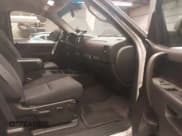 ✅ 2011 GMC Sierra 1500 SLE • VIN: 1GTR1VE01BZ205089 • Lot: 41711396. Wystawiony na IAAI z przebiegiem 299 823 mil. Bezpłatny archiwum sprzedaży aukcyjnych z USA i szczegółowy raport historii pojazdu na DreamBid. Zdjęcie 5.