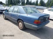 ✅ 1987 Mercedes-Benz 300 D • VIN: WDBEB33D2HA404440 • Lot: 42712626. Listed on IAAI with 232,736 mi. Free auction sales archive from the USA and detailed vehicle history report at DreamBid. Image 3.