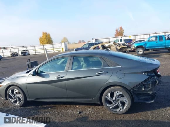 ✅ 2025 Hyundai Elantra SEL Convenience • VIN: KMHLS4DG0SU043993 • Лот: 43657828. Опубликован ранее на IAAI с пробегом 8 418 миль. Бесплатный доступ к архиву аукционных продаж из США и подробный отчёт об истории автомобиля на DreamBid. Изображение 15.