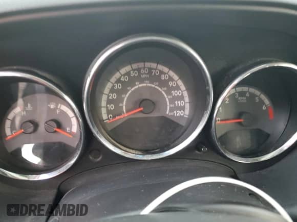 2011 Dodge Caliber Heat z VIN 1B3CB5HA3BD143555, wystawiony jako Copart lot #74108084 z przebiegiem Nie podano mil oraz Nie do naprawy • Non repairable. Historia ofert i sprzedaży dostępna na DreamBid. Obrazek 9.