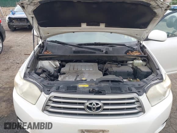 ✅ 2010 Toyota Highlander • VIN: JTEBK3EH3A2159504 • Lot: 42687075. Listed on IAAI with 199,287 mi. Free auction sales archive from the USA and detailed vehicle history report at DreamBid. Image 10.