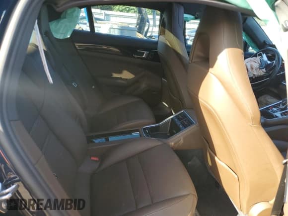 ✅ 2017 Porsche Panamera 4S • VIN: WP0AB2A70HL122101 • Lot: 82542555. Listed on Copart with 43,795 mi. Free auction sales archive from the USA and detailed vehicle history report at DreamBid. Image 10.