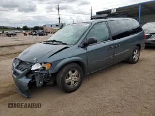2006 Dodge Grand Caravan SE with VIN 1D4GP24R06B717674, listed as a Copart auction lot 83782635 with 194,388 mi miles and Salvage title. Bid and sale history available at DreamBid. Image 1.