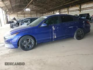 ✅ 2023 Hyundai Elantra Blue • VIN: KMHLM4AJ8PU042771 • Lot: 86103815. Listed on Copart with 32,100 mi. Free auction sales archive from the USA and detailed vehicle history report at DreamBid. Image 1.