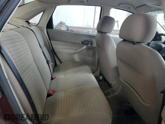 ✅ 2007 Ford Focus S • VIN: 1FAFP34N77W249390 • Lot: 61817215. Listed on Copart with 112,295 mi. Free auction sales archive from the USA and detailed vehicle history report at DreamBid. Image 10.