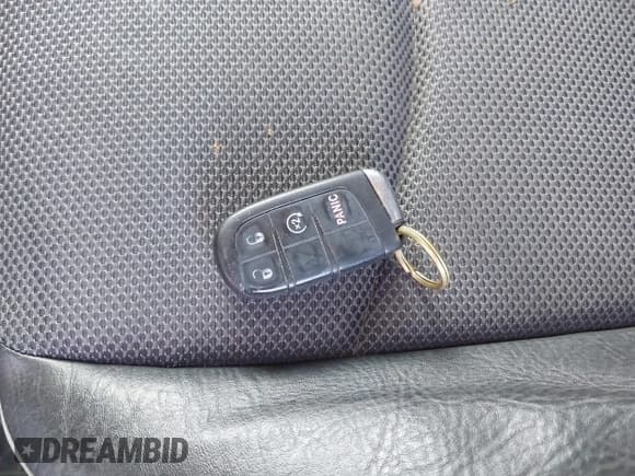 ✅ 2016 FIAT 500X Trekking • VIN: ZFBCFXCTXGP378762 • Lot: 43911084. Listed on IAAI with 124,193 mi. Free auction sales archive from the USA and detailed vehicle history report at DreamBid. Image 11.