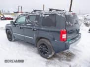 ✅ 2008 Jeep Patriot Limited • VIN: 1J8FF48W78D649087 • Lot: 43618228. Wystawiony na IAAI z przebiegiem 89 406 mil. Bezpłatny archiwum sprzedaży aukcyjnych z USA i szczegółowy raport historii pojazdu na DreamBid. Zdjęcie 3.