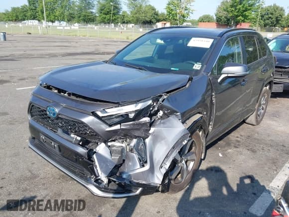 ✅ 2022 Toyota RAV4 SE • VIN: JTMAB3FV1ND091198 • Лот: 42958340. Опубликован ранее на IAAI с пробегом 38 071 миль. Бесплатный доступ к архиву аукционных продаж из США и подробный отчёт об истории автомобиля на DreamBid. Изображение 6.